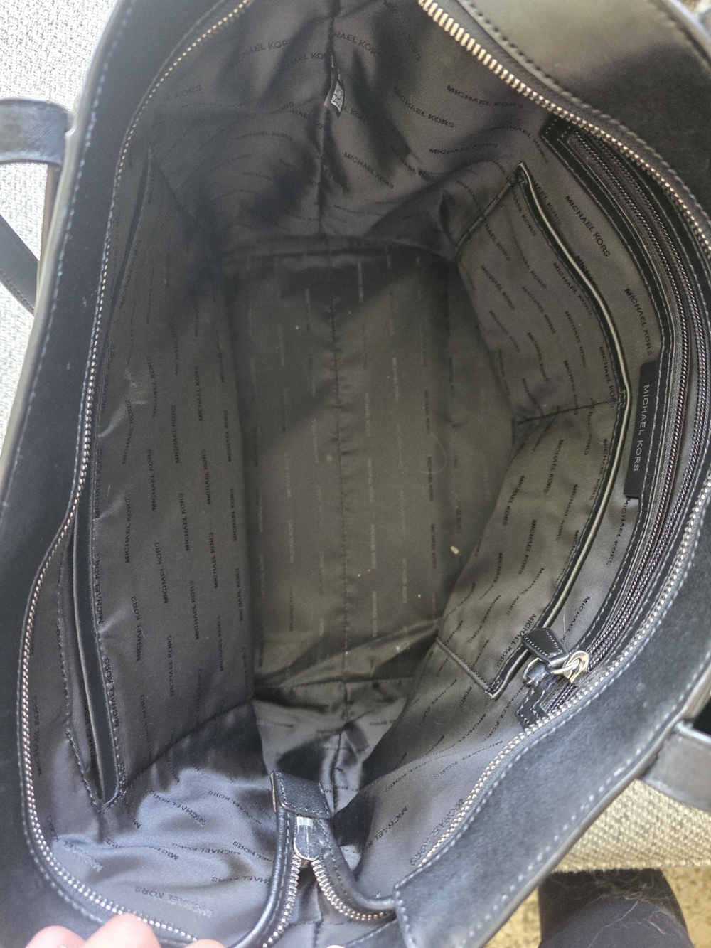 MICHAEL KORS Black Pebble Leather Tote - Picture 4 of 7